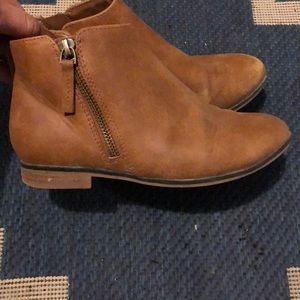 COPY - Girls Cat & Jack booties